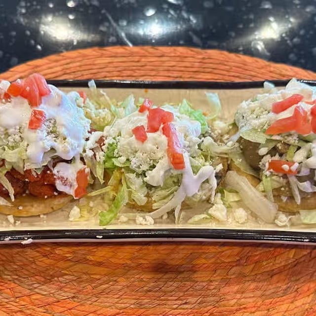 Sopes (3).