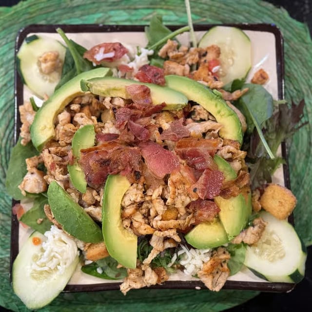 Ensalada de Pollo.